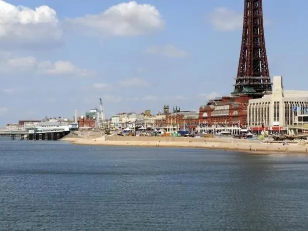 South Beach Kings Promenade Hotel Blackpool
